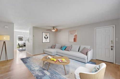 5332 Balcones Dr, Austin, TX 78731-4959