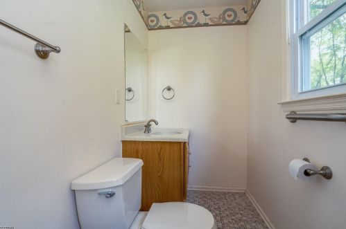 34 Bristol Ave, Flemington NJ  08822-1814 exterior