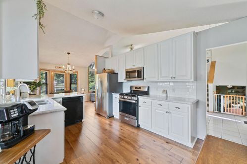 580 Coventry Pkwy, Saint Paul, MN 55123-3965