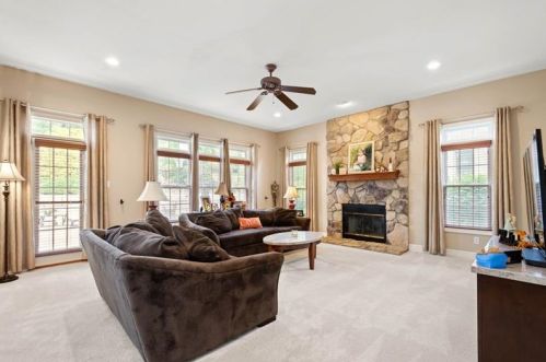 2006 Sterling Dr, Mc Donald PA  15057-3512 exterior