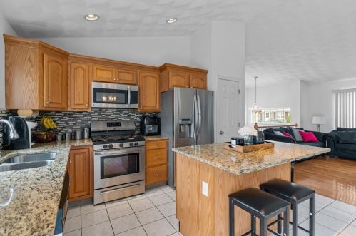 25 Ricci Dr, North Providence RI  02911-2417 exterior