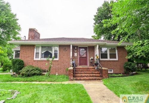 317 Merchants Ave, South Plainfield NJ  07080-3552 exterior