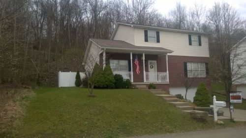 102 Lucca Ln, Oakmont, PA 15139-1256