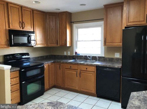 1186 Oak Dr, Dover DE  19904-4371 exterior