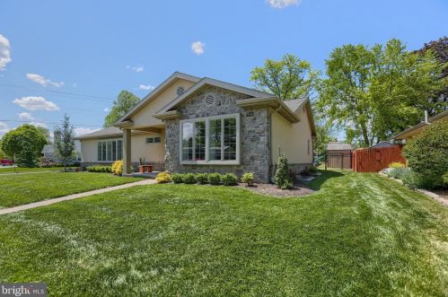 247 Cedar Ave, Swatara, PA 17033-1517