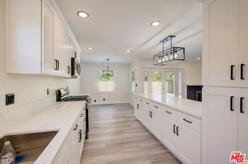 130 La Plaza Dr, La Habra CA  90631-4449 exterior