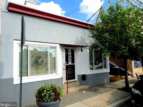 148 Broadway, West Deptford, NJ 08093-1147
