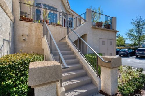 1 Escarlata, Trabuco Canyon, CA 92688-1653