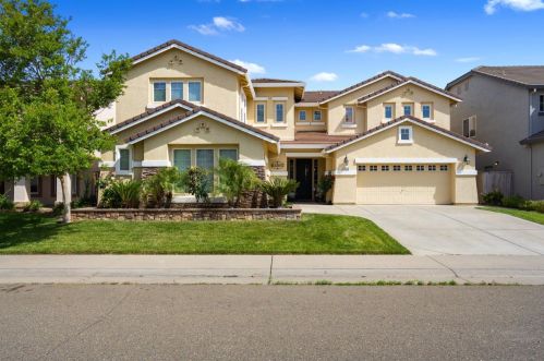 9635 Early Light Way, Elk Grove, CA 95624-4805