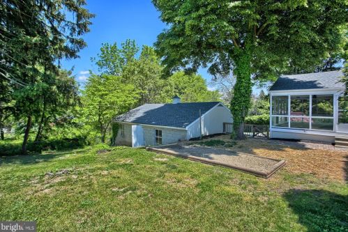 5526 Rodgers Ave, Harrisburg PA  17112-2574 exterior