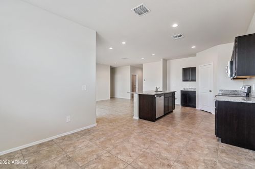 1046 Chimes Tower Dr, Casa Grande AZ  exterior