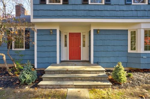 6 Gregory Ln, Millwood, NY 10546-1037