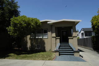 5215 Locksley Ave, Oakland, CA 94618-1040