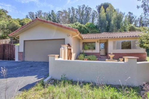 111 Pine Tree Ave, Aromas, CA 95004-9635