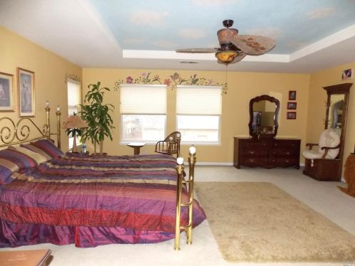 1409 Birdie Dr, Windsor CA  95492-8717 exterior