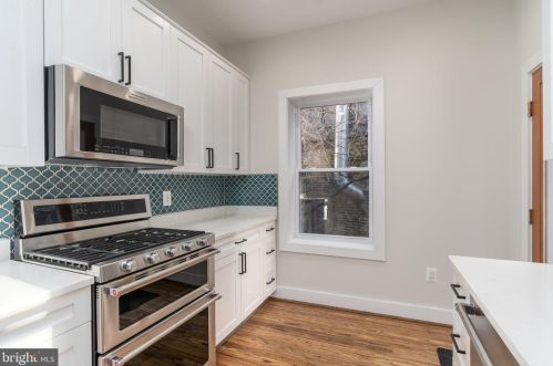 1509 Vermont Ave, Washington DC 20005-3712 exterior