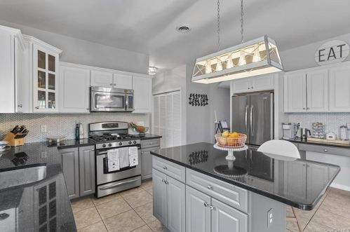 104 Dejong Ct, Montgomery NY  12549-1874 exterior