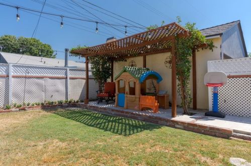 2809 Fairman St, Lakewood CA  90712-3631 exterior