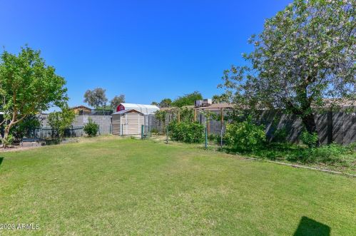 5532 Michelle Dr, Glendale, AZ 85308-1238