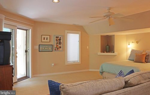 36161 Tarpon Dr, Lewes DE  19958-5052 exterior