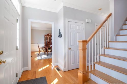 33 Blue Heron Dr, East Hampton CT  06424-1368 exterior