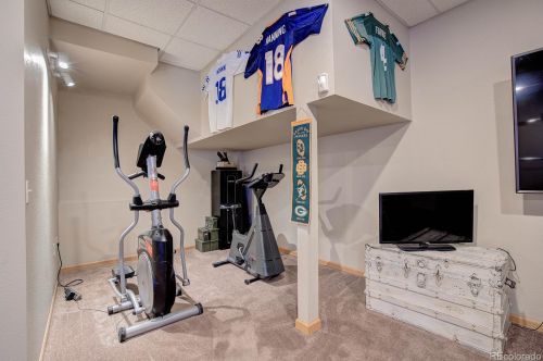 972 Winona Cir, Loveland CO 80537-4585 exterior