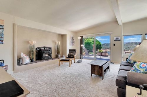 8121 Smith Point Rd, Lake Nacimiento CA  93426-9633 exterior