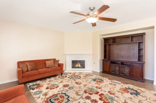 17089 Bluff Vista Ct, Riverside CA 92503-8715 exterior