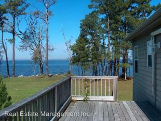 591 Becton Rd, Havelock NC  28532-8674 exterior