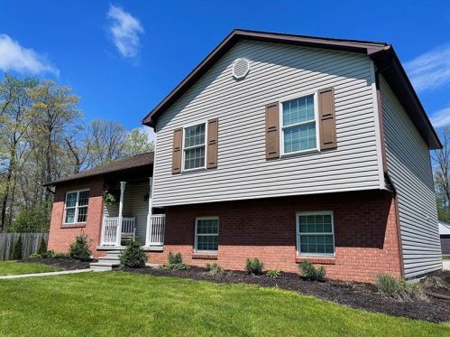 404 Red Oak Dr, Friedens, PA 15541-8412