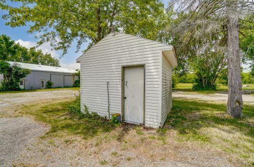 7186 National Rd, Brookville OH  45309-8784 exterior