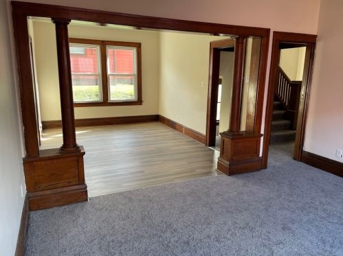 1705 Moravia St, New Castle PA  16101-5806 exterior