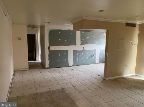 5005 D St, Washington, DC 20019-6163