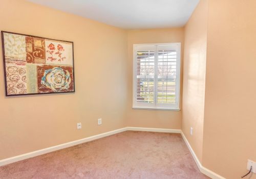 679 Apricot Ct, Los Banos CA  93635-9691 exterior