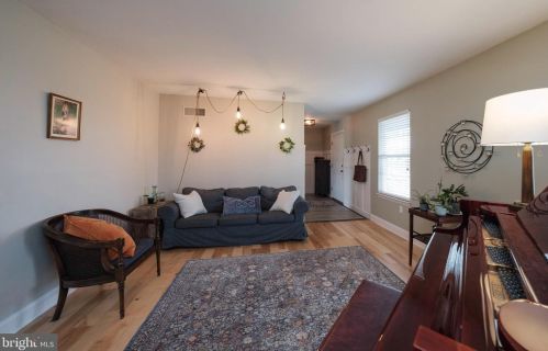 167 Cornerstone Dr, Blandon, PA 19510-9678