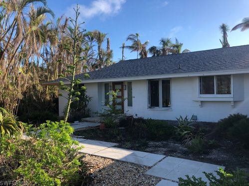 1874 Ibis Ln, Sanibel, FL 33957-4002