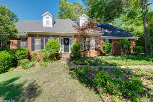 14 Canadian Cv, North Little Rock, AR 72113-6514