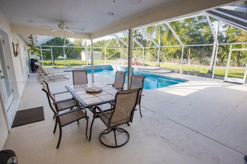 16745 Wiltshire Dr, Town Of Loxahatchee Groves FL  33470-4060 exterior