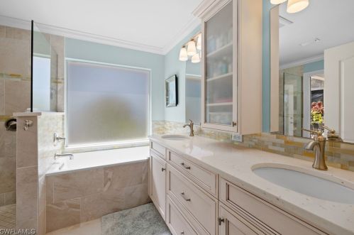 23230 Copperleaf Blvd, Bonita Springs FL 34135-8138 exterior