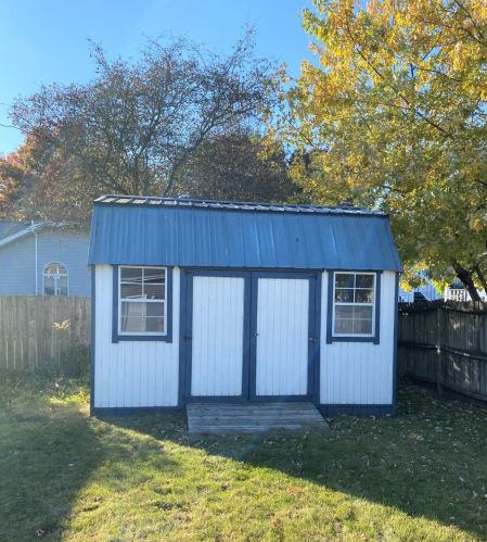 711 Wirtz Rd, Crown Point IN  46307-2549 exterior