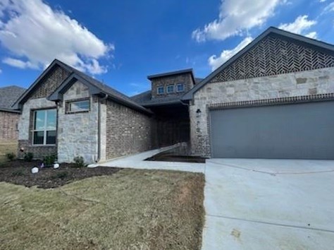 441 2nd St, Krum, TX 76249-9538