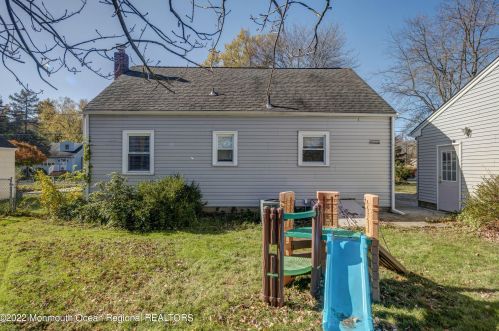 6 Elmwood Pl, Leonardo NJ  07737-1347 exterior