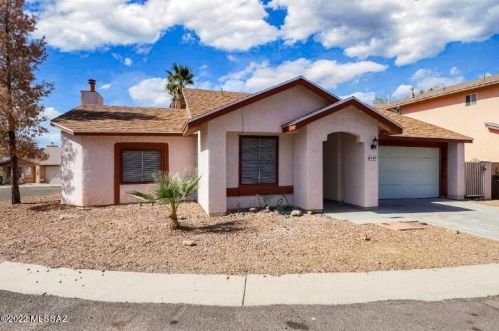 4747 Latchstring Ct, Tucson, AZ 85741-4616