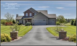 1057 Moonbeam Rd, Hudson WI  54016-7310 exterior