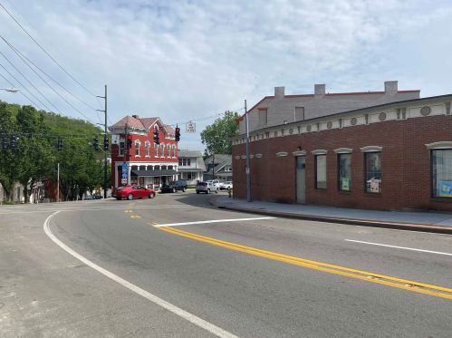 1103 Pike St, Covington KY 41011-2268 exterior