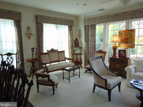 271 Long Point Dr, Fredericksburg VA  22406-5450 exterior
