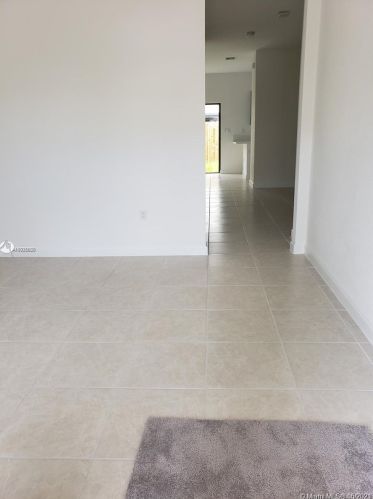 191 185th Way, Hollywood FL  33029-5432 exterior