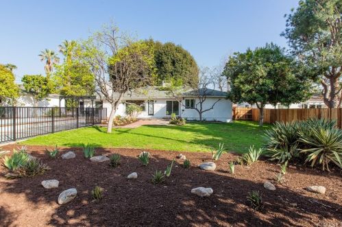 8335 Catalina Ave, Whittier CA  90602-2807 exterior