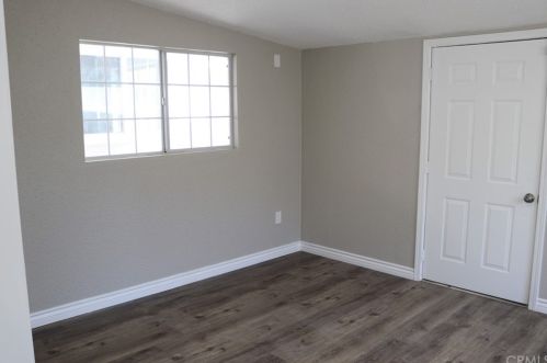 327 Erwin St, Rialto CA  92376-6018 exterior