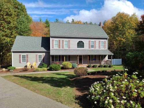 7 Felicia Dr, Newton, NH 03858-3623